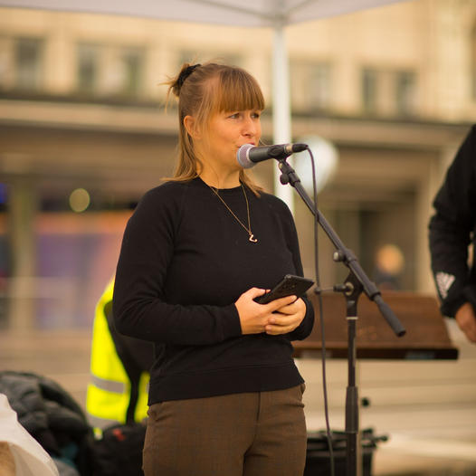 Kristina Wicksell Bukhari – jämlikhetskämpe, aktivist och kommunikatör #Enavalla